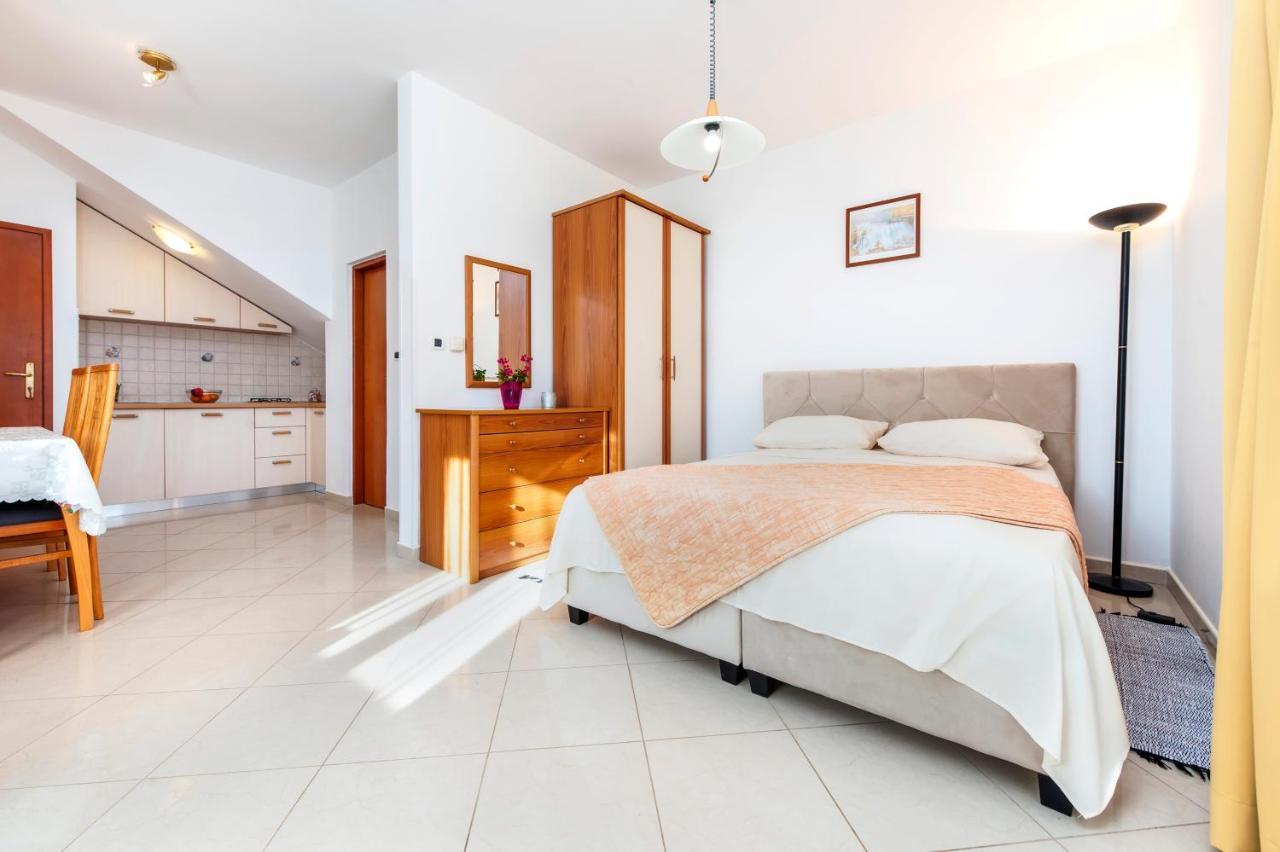 Villa Mara Rovinj Eksteriør billede